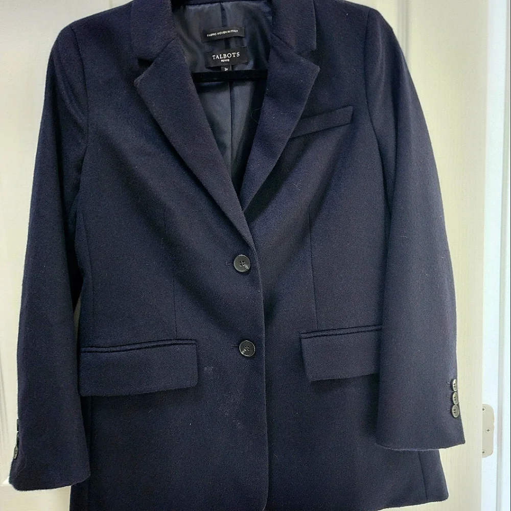 Talbots navy blue blazer,new never worn. Size 2p - Picture 1 of 4